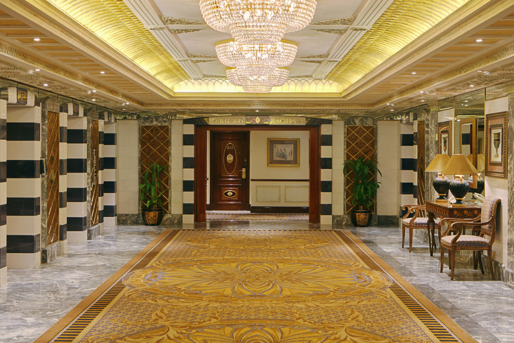 Hotel Dar Al Tawhid Intercontinental Makkah By Ihg Mekka Exterior foto The lobby of the hotel